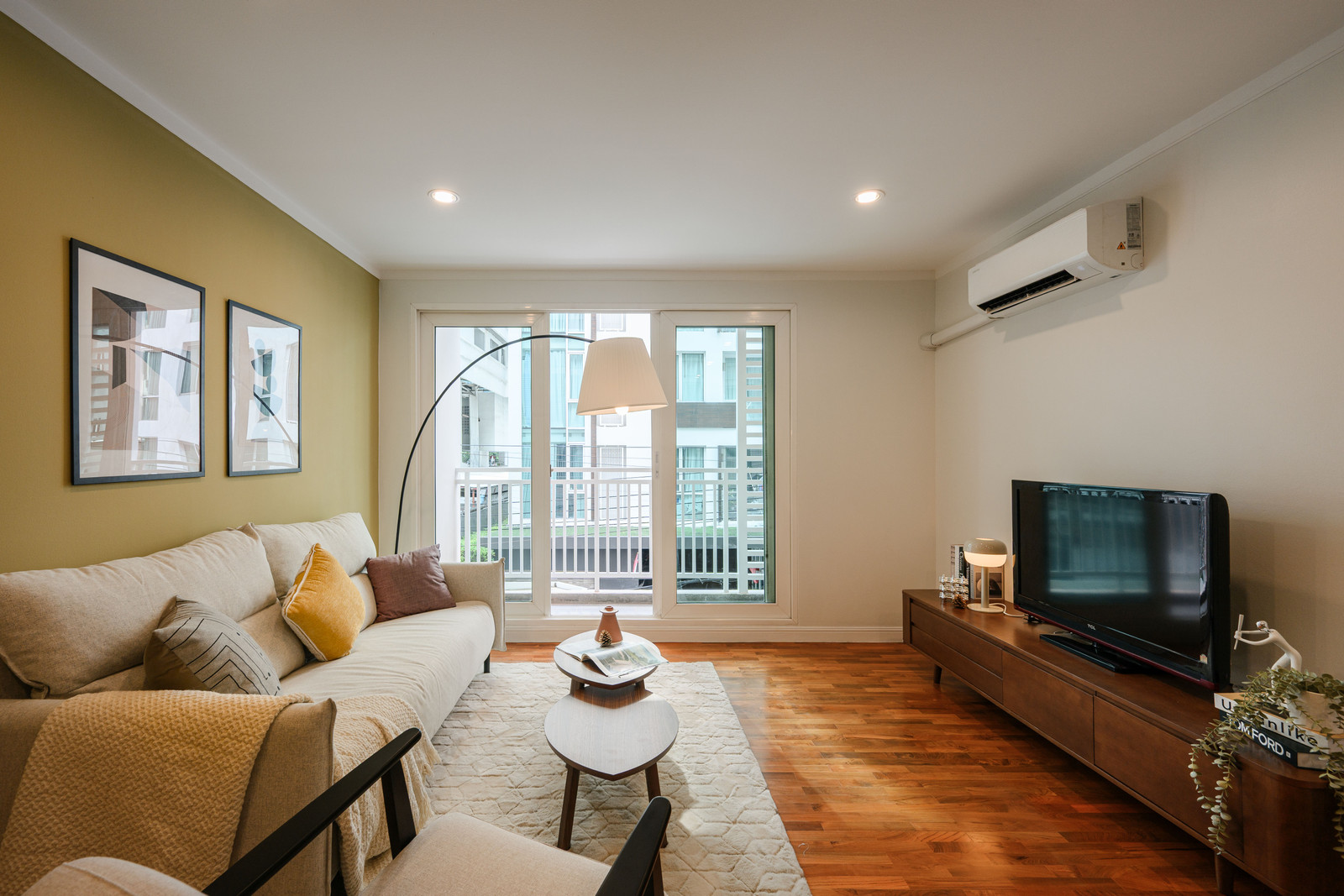 🚆 For Sale - Baan Siri 13 1 Bed 1 Bath 56 sqm 5.5 mb. Call 0968623850 🚆