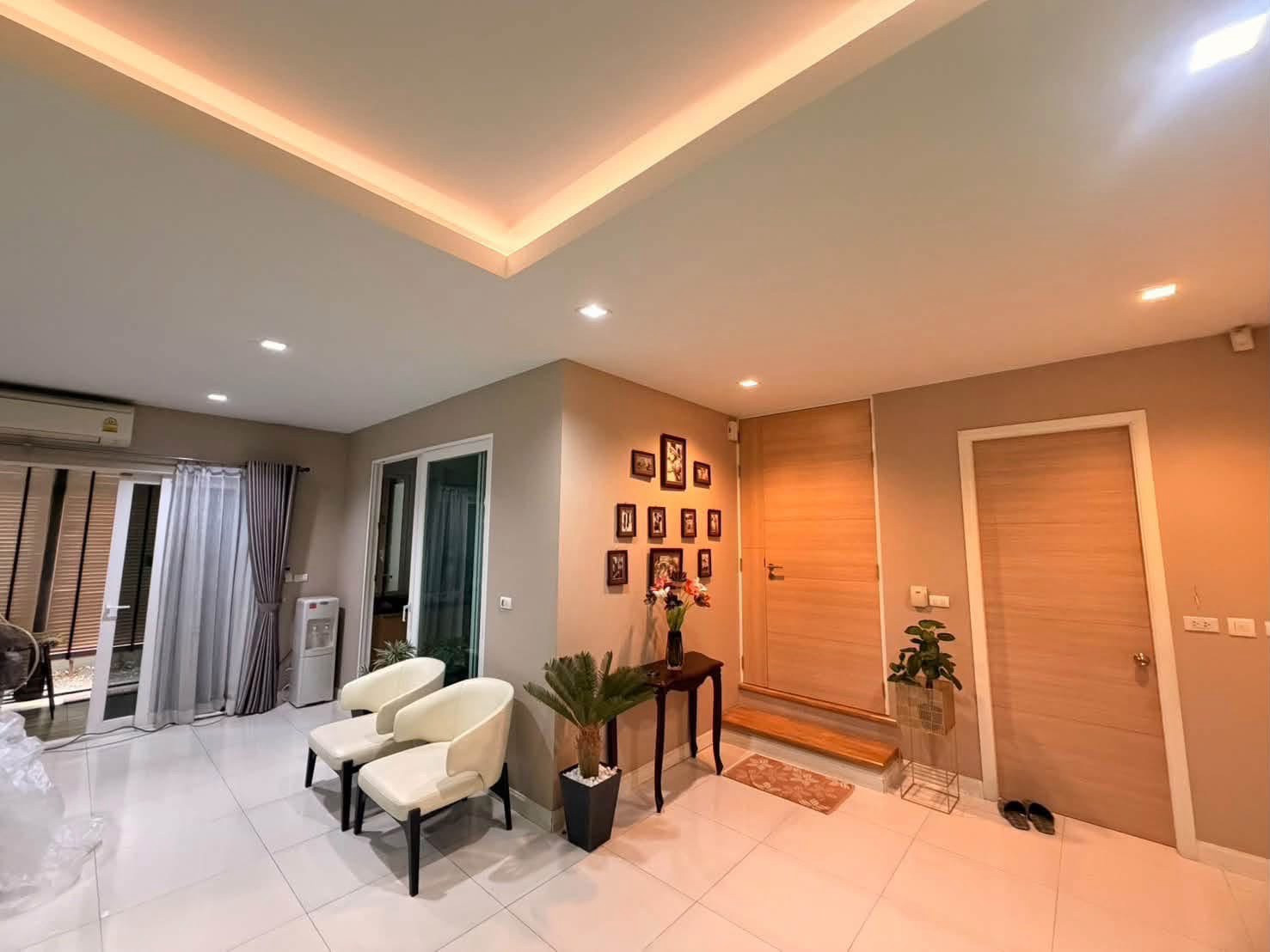 🏢🔥 HOME OFFICE FOR RENT | FEEL TOWN โฮมออฟฟิศ 3 ชั้น ลาดพร้าว 35 3 ห้องนอน 5 ห้องน้ำ พื้นที่กว้าง ทำเลเดินทางสะดวก จดทะเบียนบริษัทได้!🚫 ไม่อนุญาตให้เลี้ยงสัตว์ 💰 ค่าเช่าเพียง 50,000 บาท/เดือน – รูปที่ 2