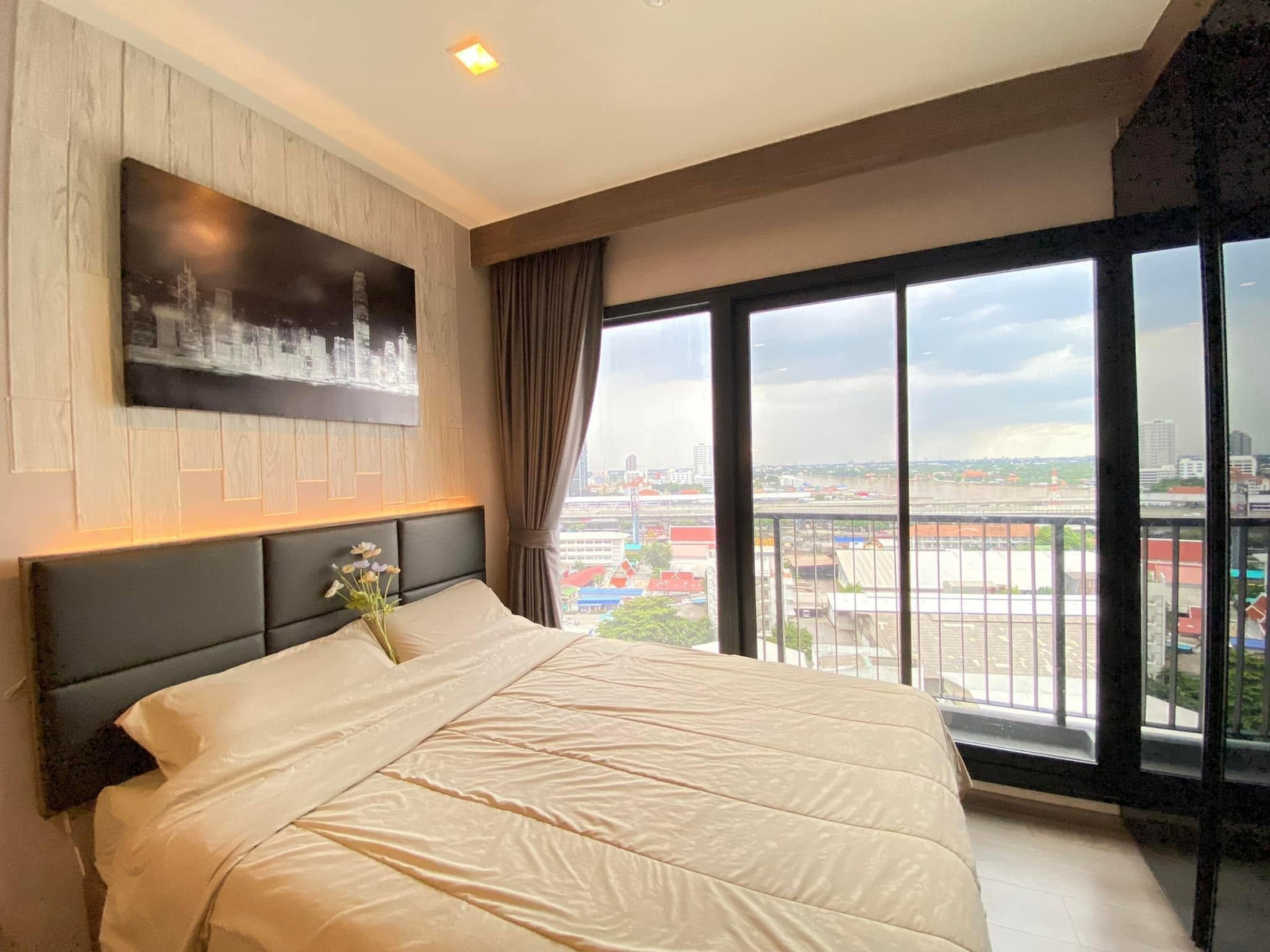 Condo for rent, The Politan Rive, fully built-in furniture, Chao Phraya River view. and swimming pool view Near Phra Nang Klao BTS station, only 300 meters. – รูปที่ 2