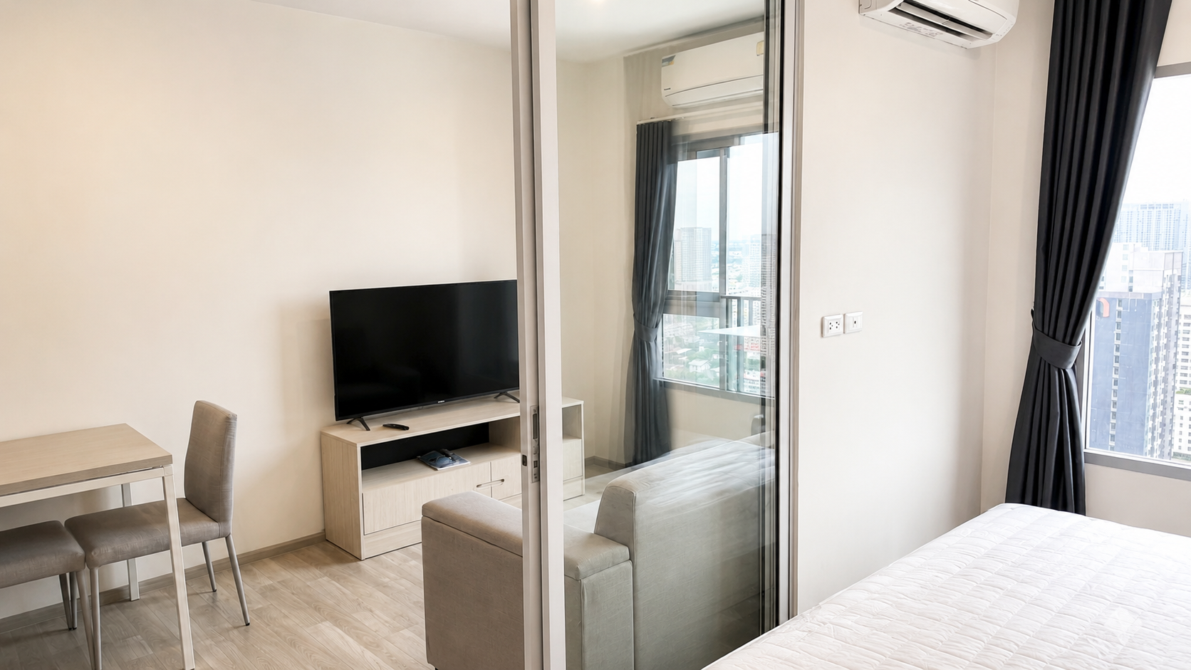 💰 Condo for sale with tenant, receive rent 16,800 baht/month, return approximately 7.0% per year. 💰 Condo for sale with tenant, receive rent 16,800 baht/month, return approximately 7.0% per year.