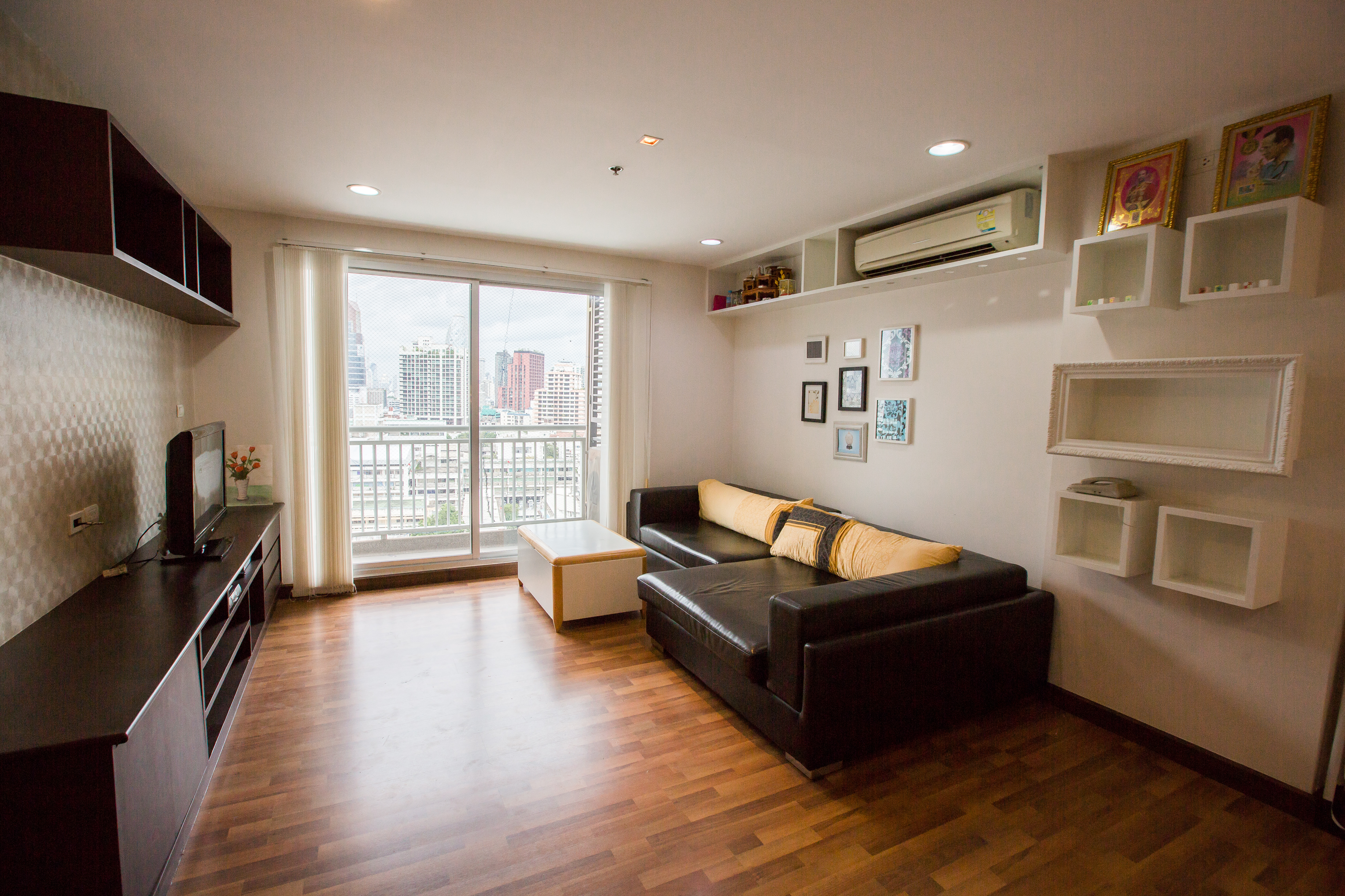For Sale: Centric Scene Phaholyothin 9 1 Bed 59 sqm near BTS Ari 4.99M THB