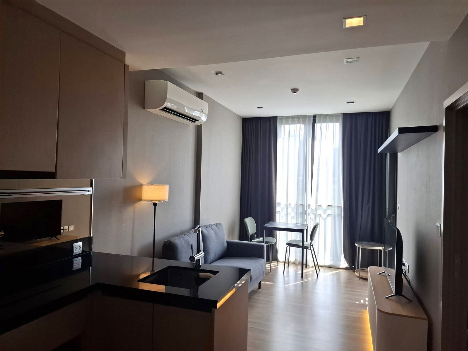 📍 𝐏-𝟏𝟑𝟗𝟕𝟒𝟕 | FOR RENT KAWA HAUS Luxury Waterfront Resort Condo in T77! Near BTS On Nut 𝟐𝟎,𝟎𝟎𝟎 THB/mo. | Line ID: @easycondoplus | 099-229-6397