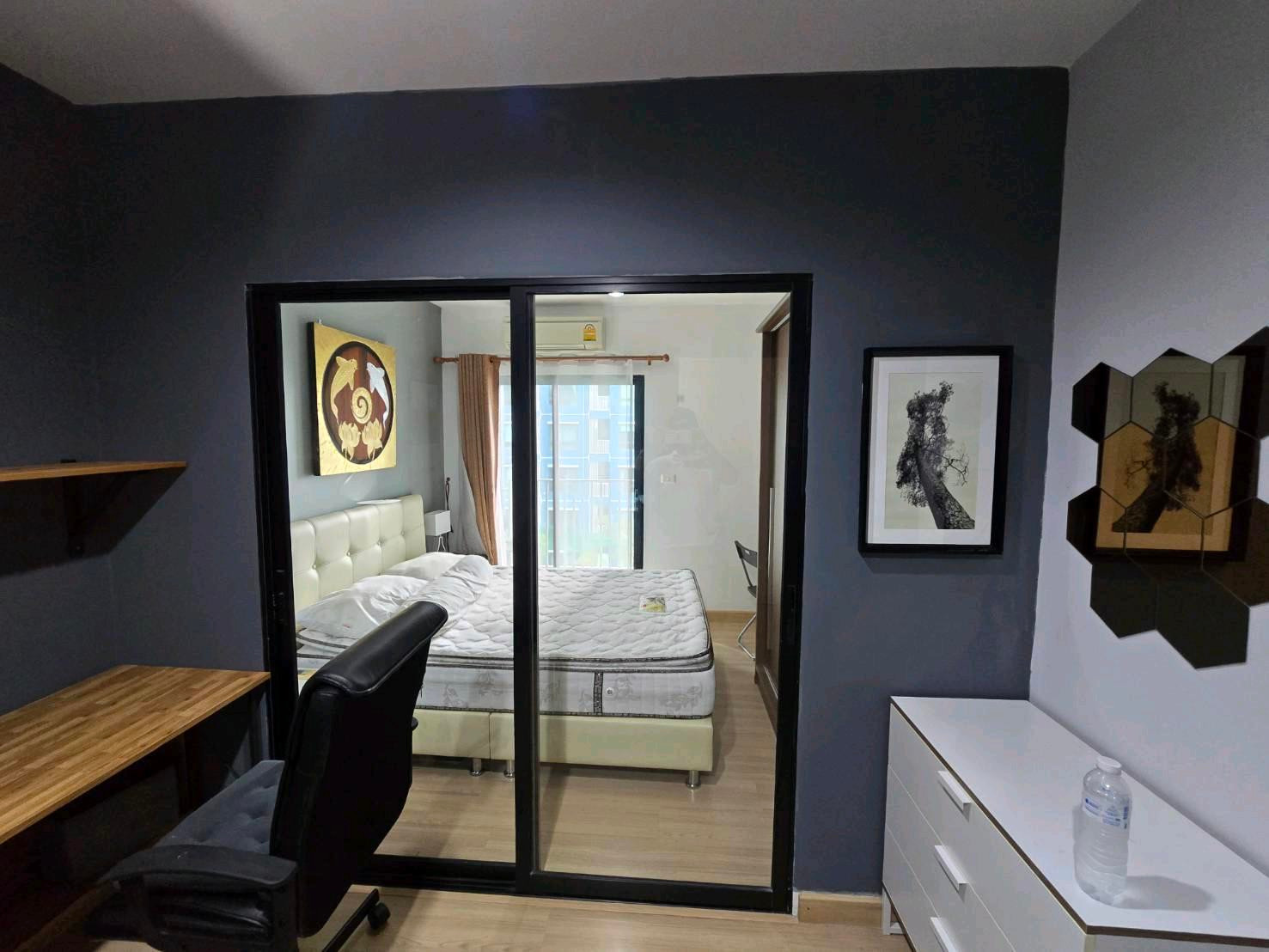 Condo for rent, The Niche Mono Ratchavipha, ready to move in, convenient travel, next to the main road.