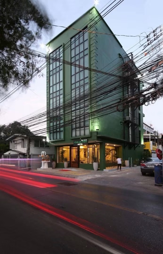 🏪Ratchada Huai Khwang Hotel for sale, near Huai Khwang MRT, newly decorated, modern, 5 floors,Ready to resume management immediately ✨