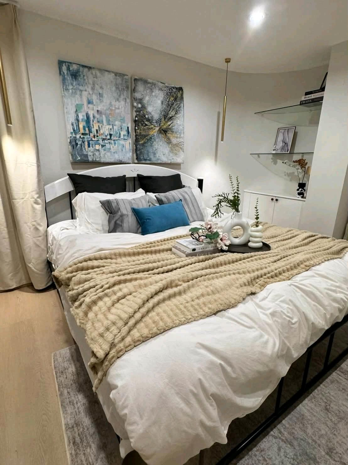 📍 Waterford Park Rama 4 (Sukhumvit 48) 🐱 Newly renovated condo, large room 72 sq m, cat friendly. Ready to move in immediately! 🚗 Parking for 2 cars + 1 motorcycle.