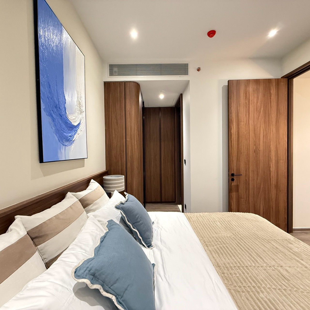 𝗙𝗢𝗥 𝗦𝗔𝗟𝗘 | 𝗥𝗢𝗠𝗠 𝗖𝗢𝗡𝗩𝗘𝗡𝗧 12,900,000 THB | 1 BEDROOM | 48 SQ.M. – รูปที่ 4