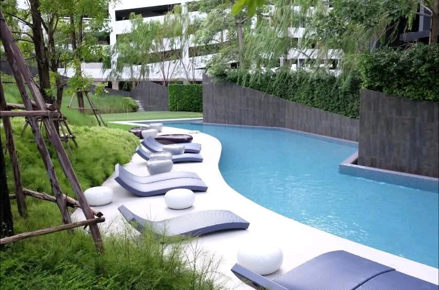 A SPACE I.D. ASOKE–RATCHADA 🏙️Condo in the heart of Rama 9, beautiful room, 1 bedroom, 11th floor. Nearby places: Fortune Town - shopping center and IT product center. Central Rama 9 - shopping center, restaurants and movie theaters.