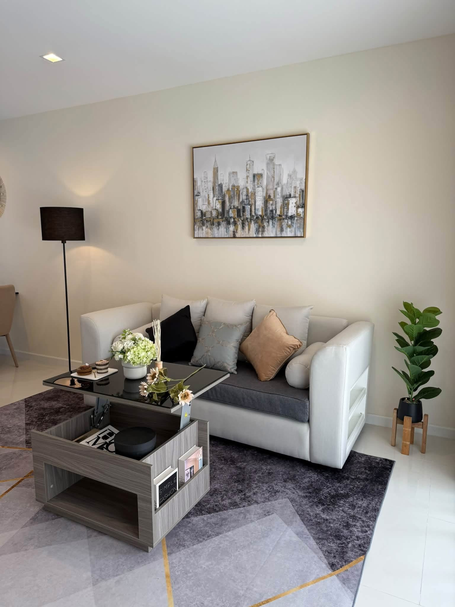 ✨🏡ให้เช่าพรีเมียมทาวน์โฮม 3 ชั้น  🏡โครงการ ไอเจ้นท์ พระราม 9 🛋️เฟอร์นิเจอร์และเครื่องใช้ไฟฟ้า⚡️ครบครันพร้อมเข้าอยู่ – รูปที่ 2