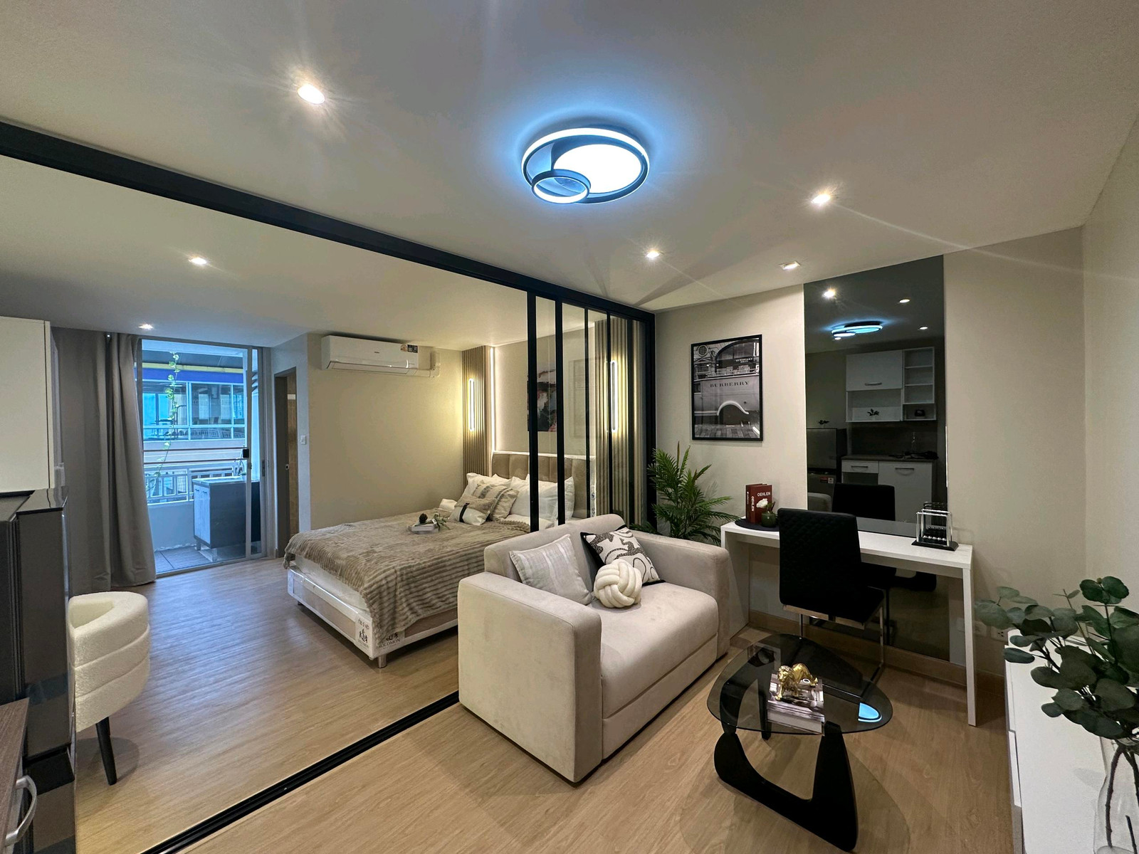 Condo for sale Ratchada City 18 Mrt Huai Khwang Condo for sale Ratchada City 18 Mrt Huai Khwang