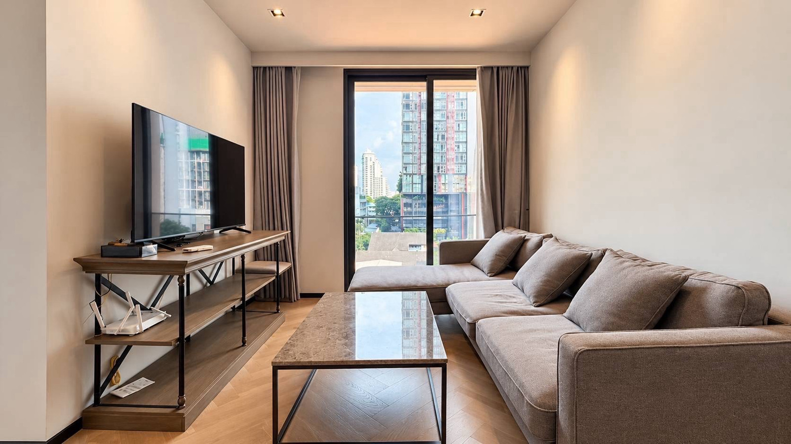 For Rent • The Reserve 61 Hideaway • 2 Bedrooms | 62 sq.m | 6th Floor | Building A 📞 088-979-7878 For Rent • The Reserve 61 Hideaway • 2 Bedrooms | 62 sq.m | 6th Floor | Building A 📞 088-979-7878