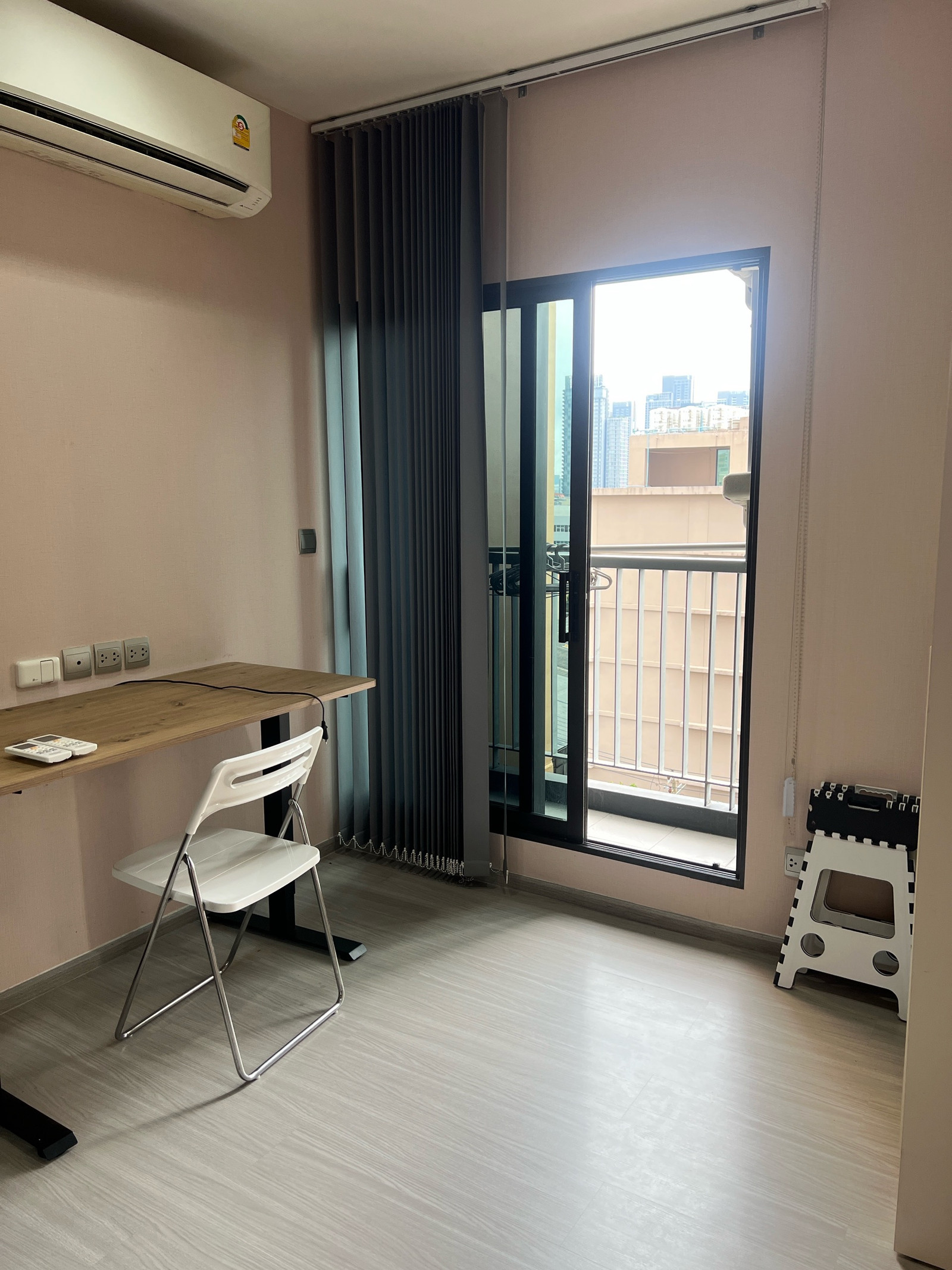 Life Sukhumvit62 มีห้องแยกสำหรับทำงาน หรือทำเป็น2ห้องนอน – รูปที่ 4