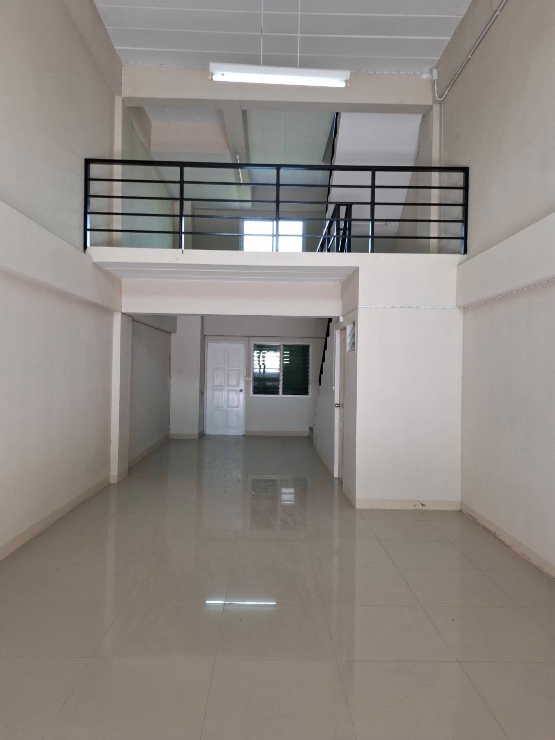 Phachi commercial building for sale Brand new renovation, next to the main road, Thong Phachi location, Ayutthaya, answering every business and living need. – รูปที่ 3
