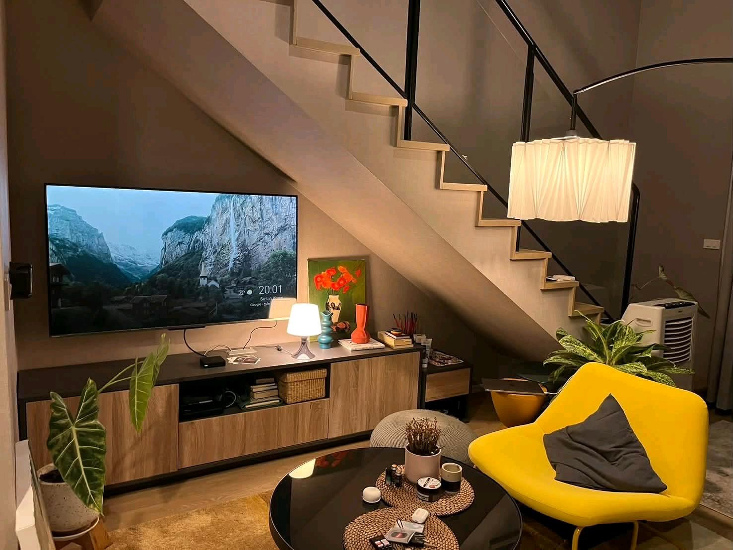 ✨ Loft style room, size 48 sq m., garden and swimming pool view 🌿🏊 Good location in the heart of Sathorn, convenient travel, near BTS Surasak.