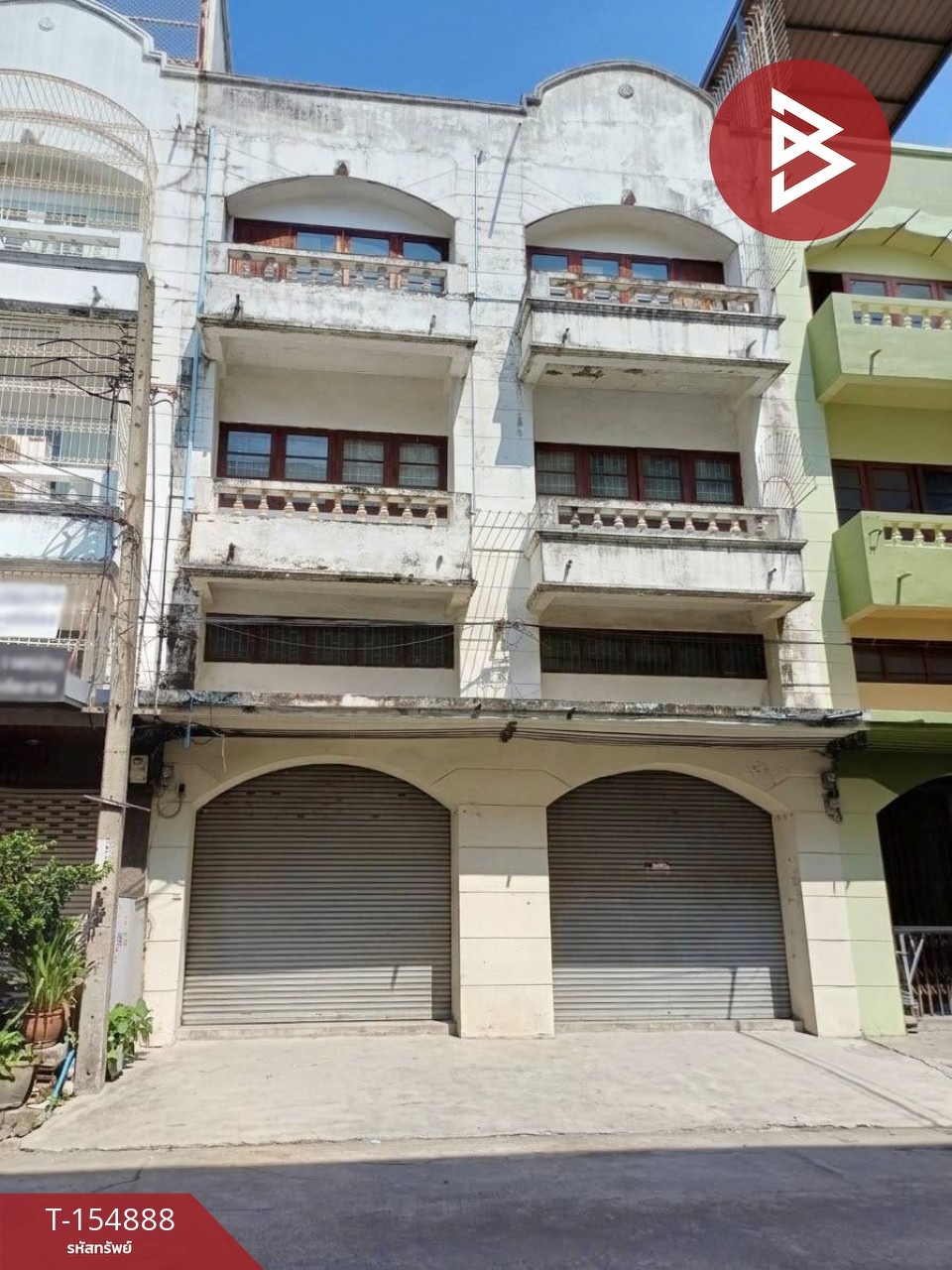 Commercial building for sale, 3 and a half floors, 2 units, area 33 sq m, Ekkachai 38, Bangkok.