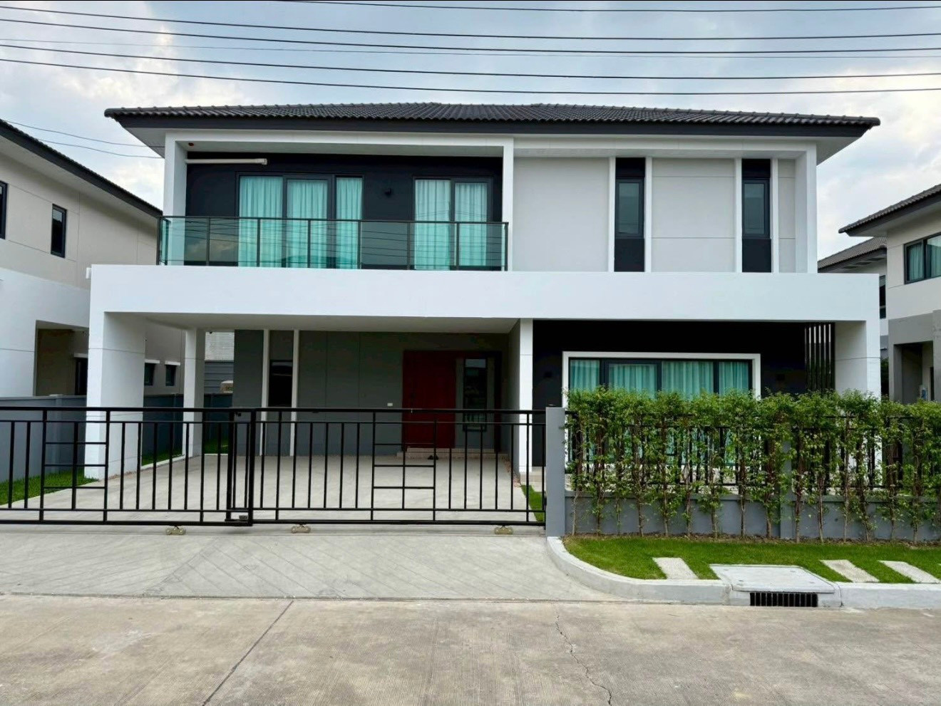 🏡 Single house for rent, CENTRO Vibhavadi | New house, ready to move in.