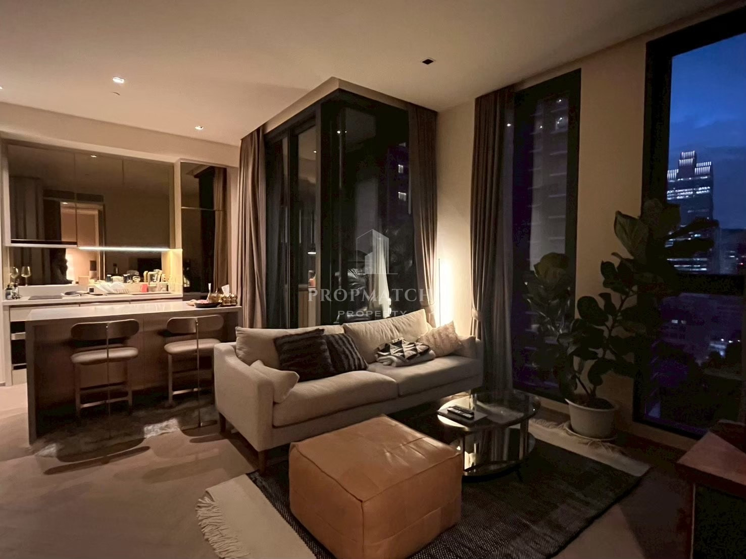 ✨Flash Deal ✨ The Reserve Sathorn ( 1Bed 1Bath 56SQM.) พร้อมอยู่ ! เพียง 55,000 บาทต่อเดือน Tel.0981315848@propmatch 