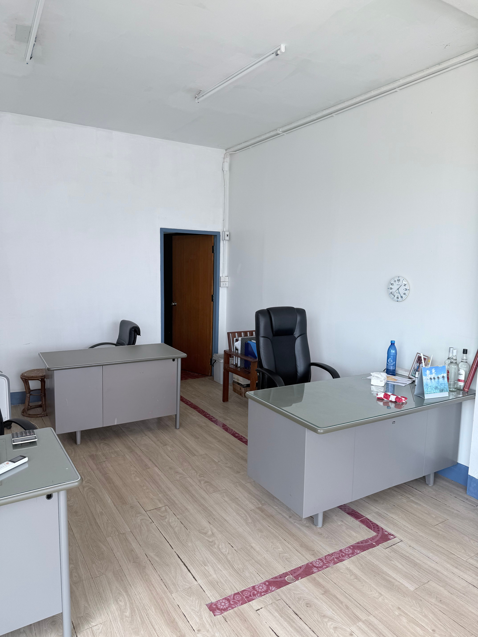 Commercial building for sale, 3 floors, 2 units, area 1 ngan 24 sq m, location next to the main road, Ban Saeo Subdistrict, Chiang Saen District, Chiang Rai Province (with office tenants and balcony overlooking the Mekong River) – รูปที่ 4
