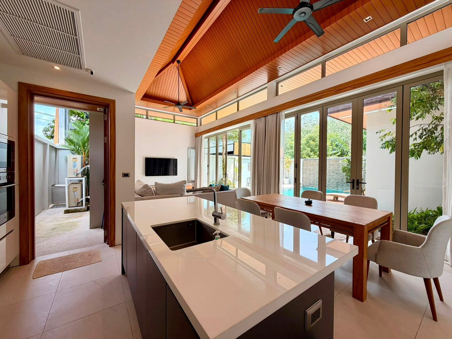 🏡 Luxury pool villa for sale and rent, Cozy Villa | Wilawan Luxury Villas, Nai Yang, Phuket – รูปที่ 4