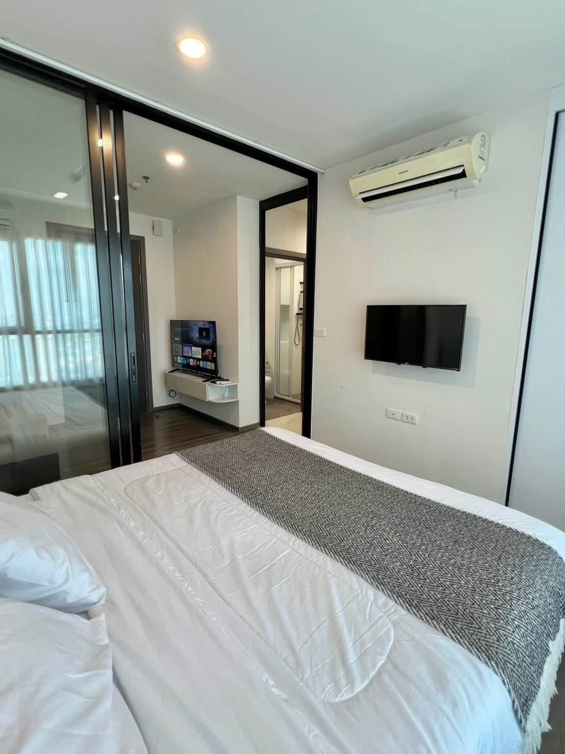 🏙️ **FOR SALE | The Base Park West Sukhumvit 77 – High-Floor Studio with Habito View!** ✨(IQI-C035) – รูปที่ 4