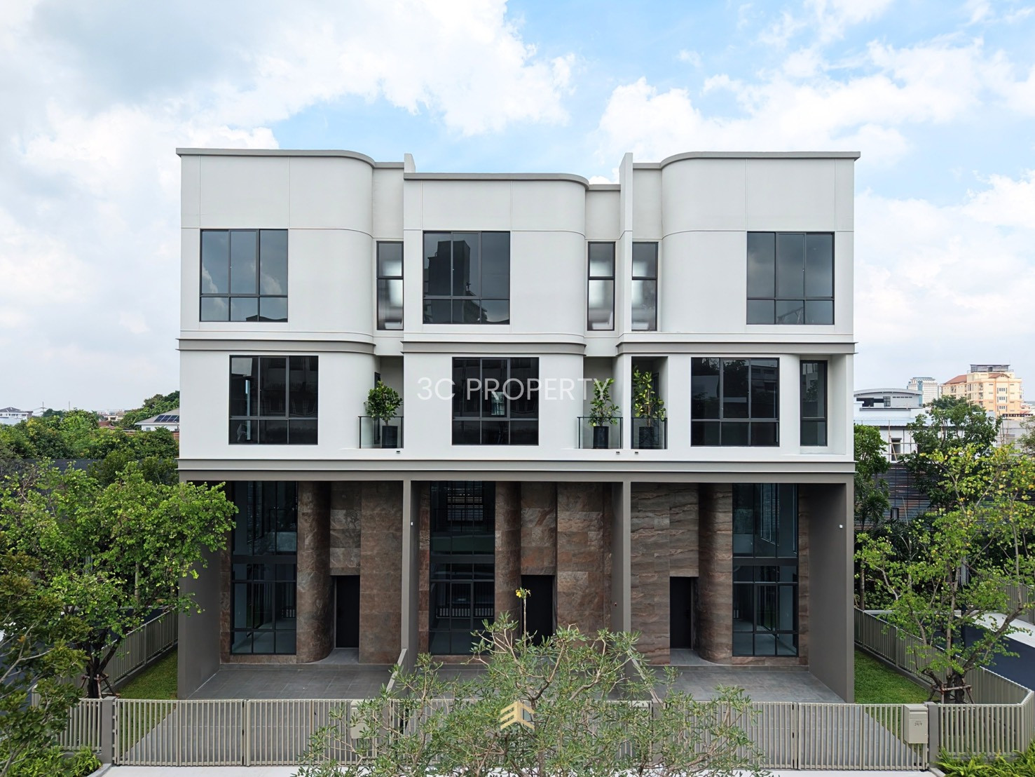 DEMI ARUN AMARIN: Demi Arun Amarin: Luxury Townhome near Siriraj, starting price 𝟏𝟖.𝟗 million baht. – รูปที่ 2