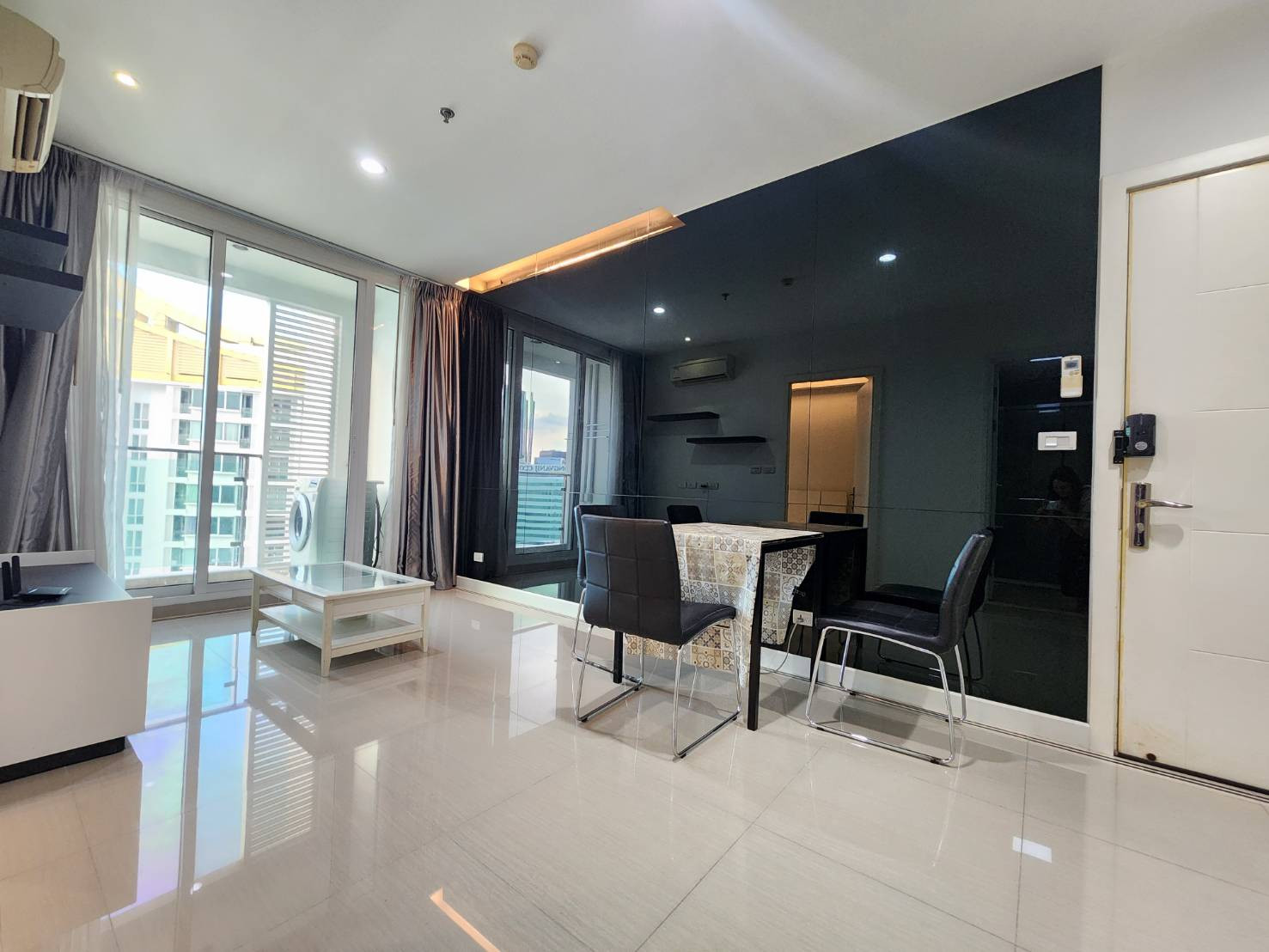Condo in Rama 9 area, selling for only 2.95 million baht | TC GREEN RAMA 9 Condo in Rama 9 area, selling for only 2.95 million baht | TC GREEN RAMA 9