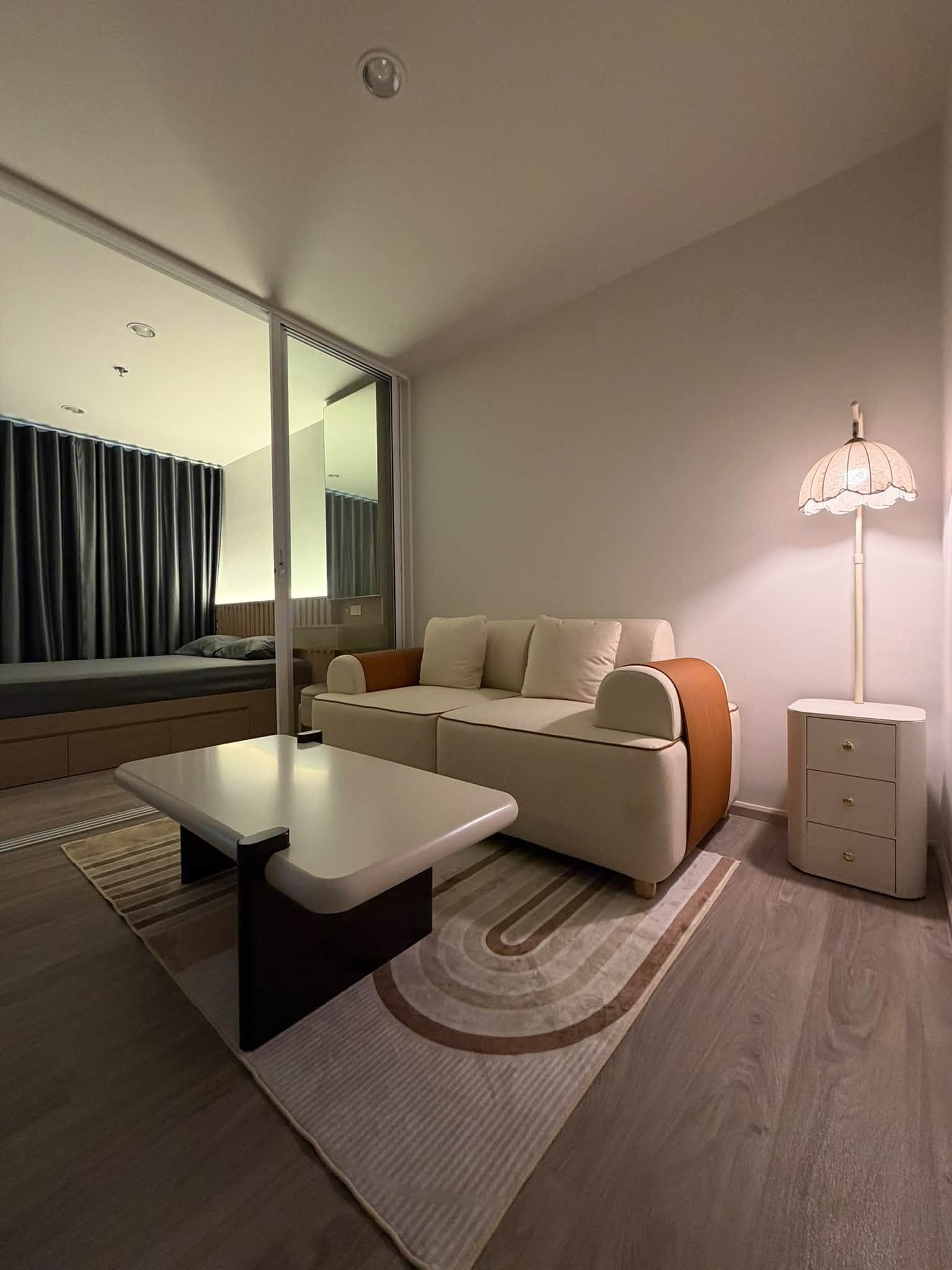 🌷🩷 Regent Home Bangna 🌷🩷 1 BEDROOM + 1 BATHROOMS | 28 SQ.M. - Rental Price : 11,000 Baht/month