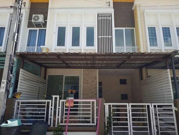 🔥 Townhouse for Sale at Golden Town Bangna–Kingkaew Near Suvarnabhumi Airport – The Paseo Mall Lat Krabang