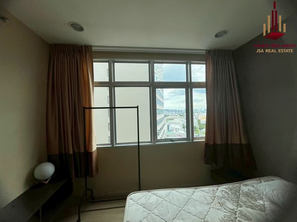 ✨ For Sale: Chewathai Ratchaprarop Condo ✨ 💰 Only 3,350,000 THB