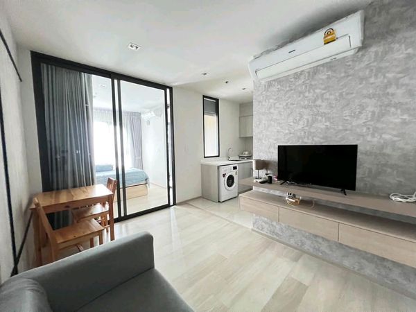 ✨ Luxury condo in the heart of the city, 36th floor, Baiyoke view, near BTS Ploenchit.