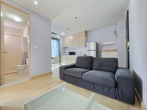 K-7297 🔥🔥 BEST DEAL !! Large, well-proportioned room with walkin closet, for urgent rent! Parkland Srinakarin, ready to move in.