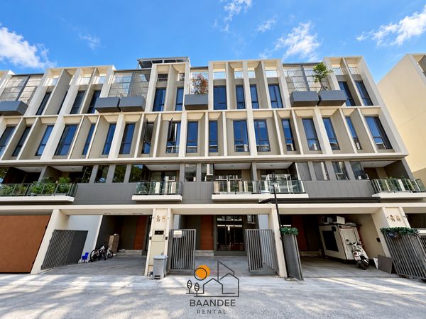 For rent, Ther Ladprao 93, 223 sq m, 3 bedrooms, 4 bathrooms, pets allowed.