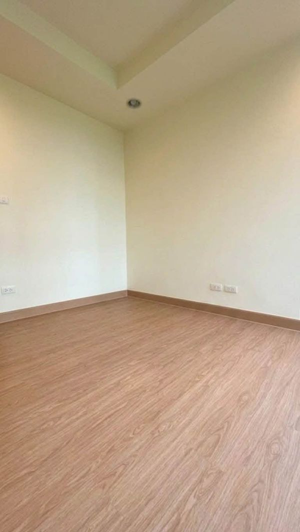 (Code S5926) Condo for sale, The Kris Ratchada 17 project: The Kris Ratchada 17