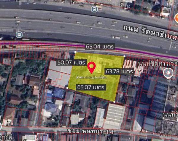 Land next to Rattanathibet Road, 2-0-85 rai, just 130 m. to MRT Phra Nang Klao Bridge.