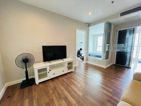 FOR Rent The Room Sathorn-Taksin Unit 99/223
