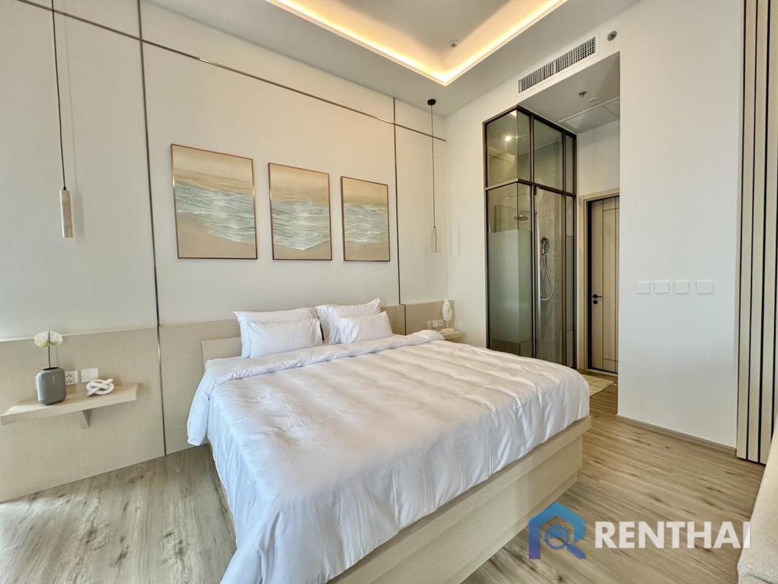 Rare Luxury Residence  Arom Wongamat | 1 Bedroom | Foreign Quota | High Ceiling | Private Jacuzzi | Fully Furnished – รูปที่ 2