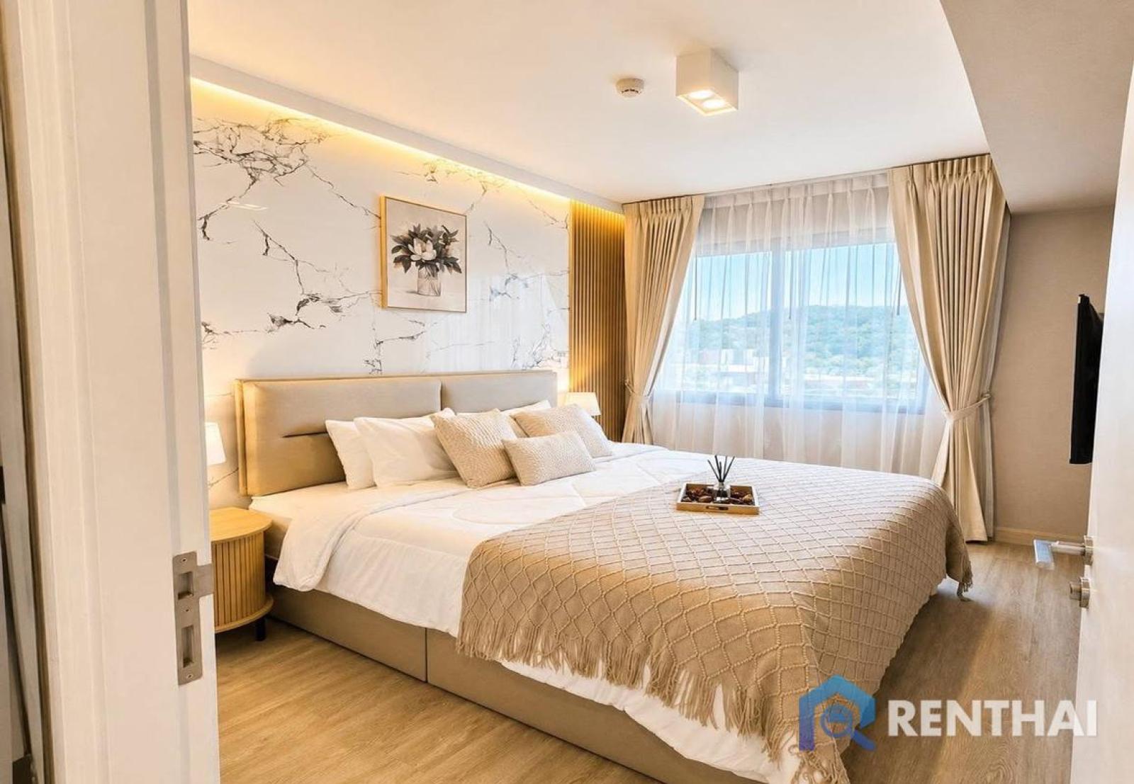Newly Renovated in Modern Luxury Style