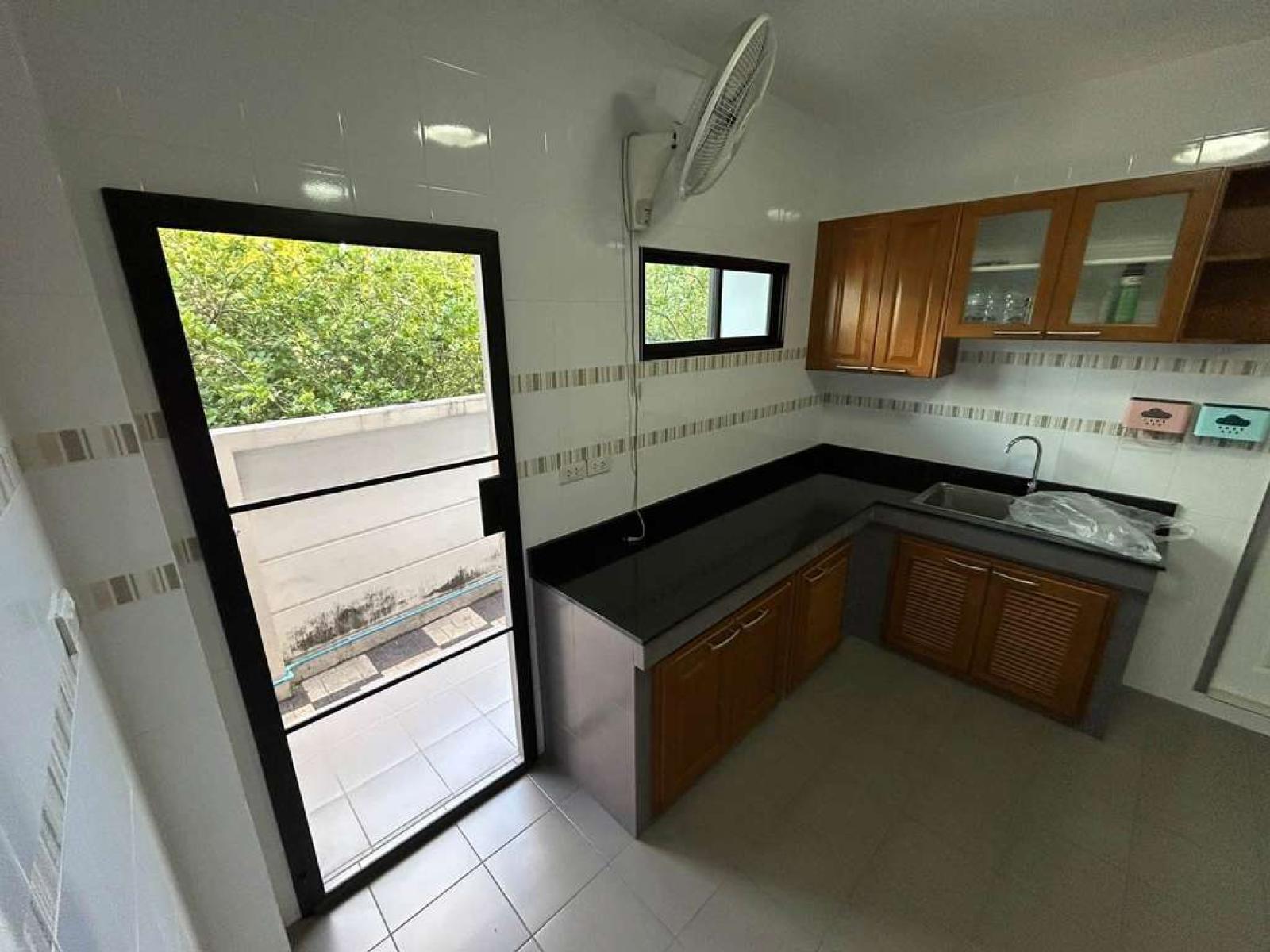Baan Srisuk Thakham - Rama 2 / 5 Bedrooms (FOR SALE) BCHO006