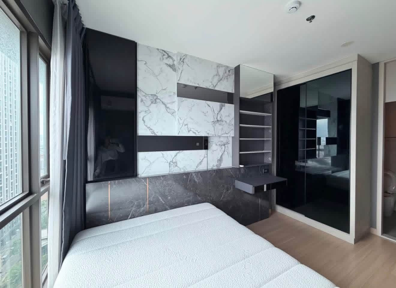 ผู้เชี่ยวชาญประจำโครงการ พร้อมดูแลทุกเรื่องซื้อ–ขาย–เช่า Lumpini Suite Dindaeng–Ratchaprarop 