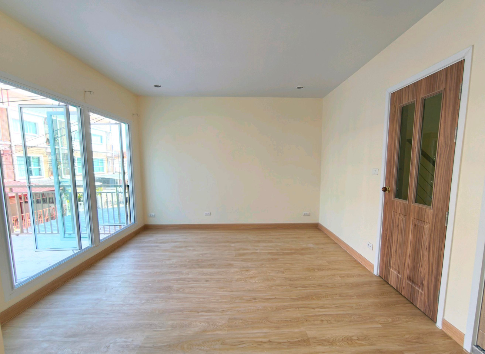 (รหัส HR411) ขายบ้าน โครงการ Villette City Pattanakarn : วิลเลต ซิตี้ พัฒนาการ  – รูปที่ 3