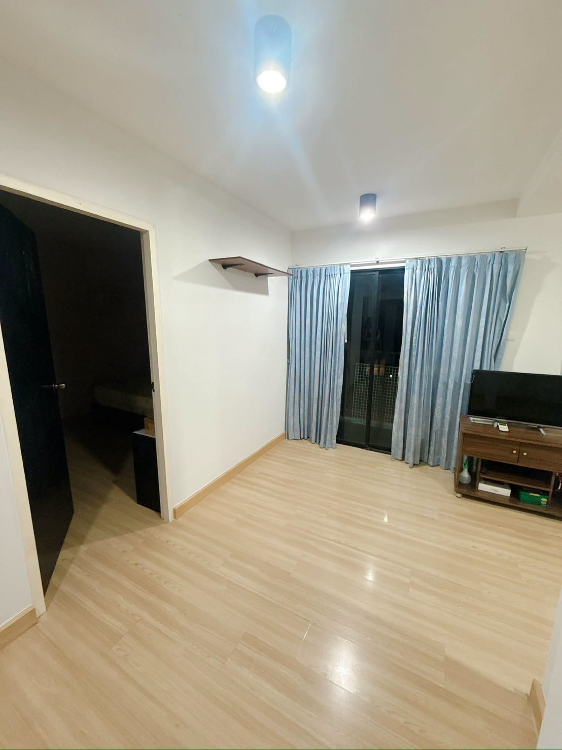(รหัส SM2288) ขายคอนโด โครงการ G Haus Condo : จี เฮ้าส์ คอนโดมิเนียม