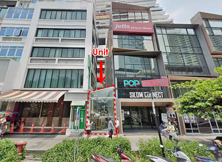 Space 85 sqm. Sathorn-Silom on Naradhiwat Road close to BTS Chong Nonsi