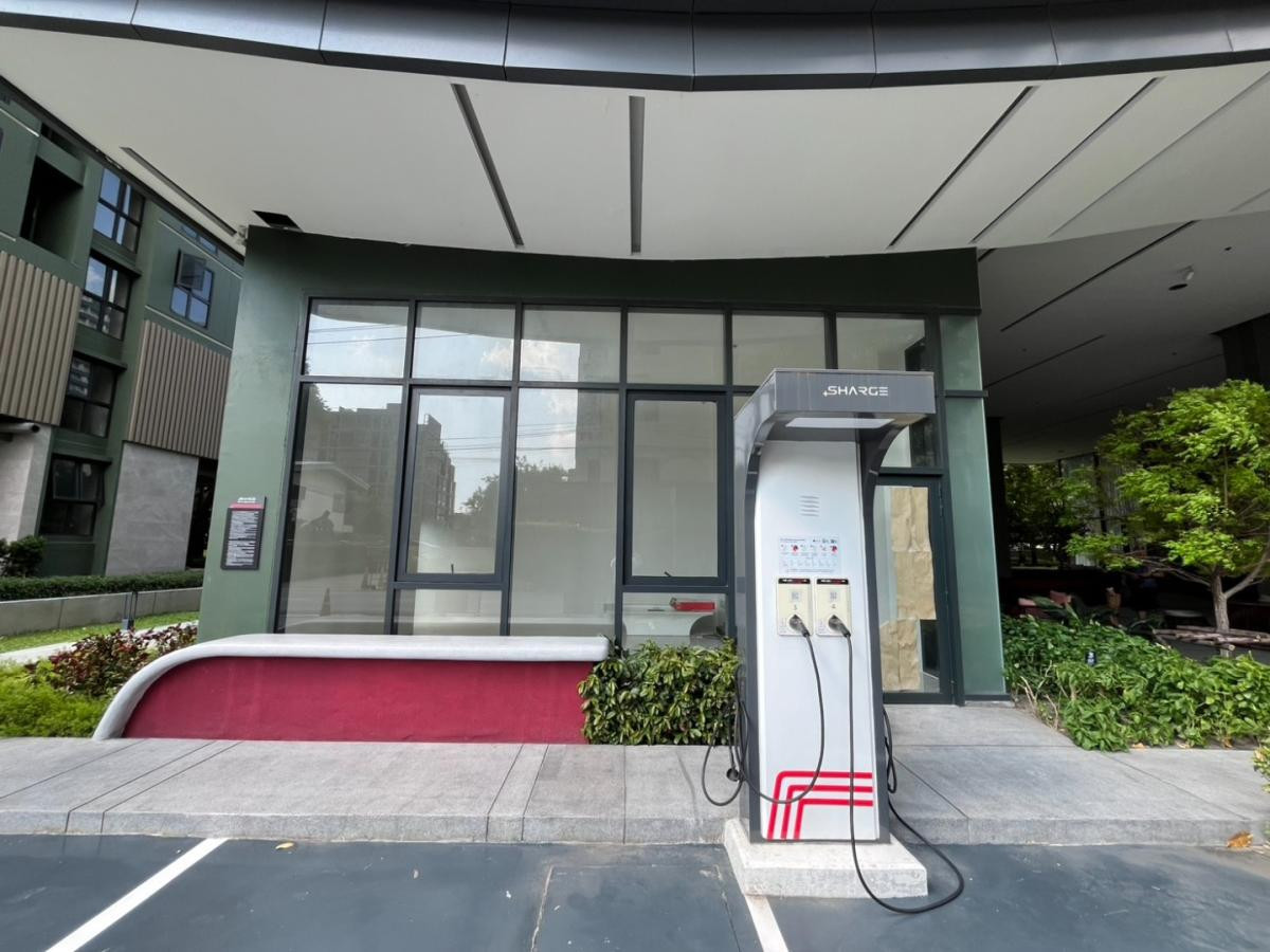 (HL)chance is Commercial space in The Line Vibe project on Phahon Yothin area. Suitable for investors looking for real estate to create long-term value. and entrepreneurs who need space to conduct business 087-808-3690