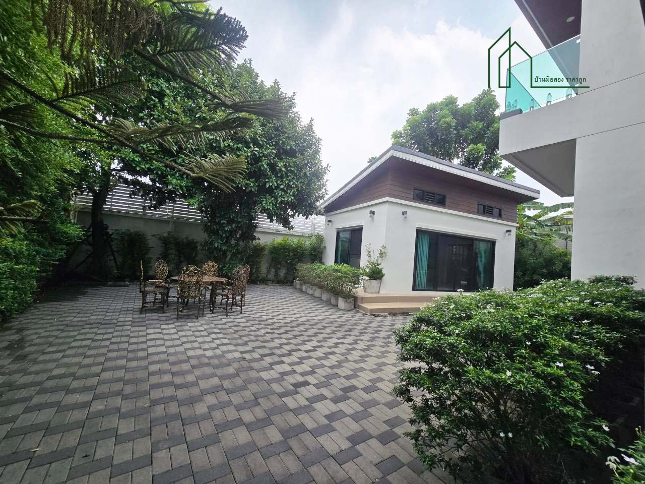 บ้านเดี่ยว 2 ชั้น สไตล์โมเดิร์น หลังมุม เทรนดี้ ธารา ร่มเกล้า มีนบุรี  – รูปที่ 3