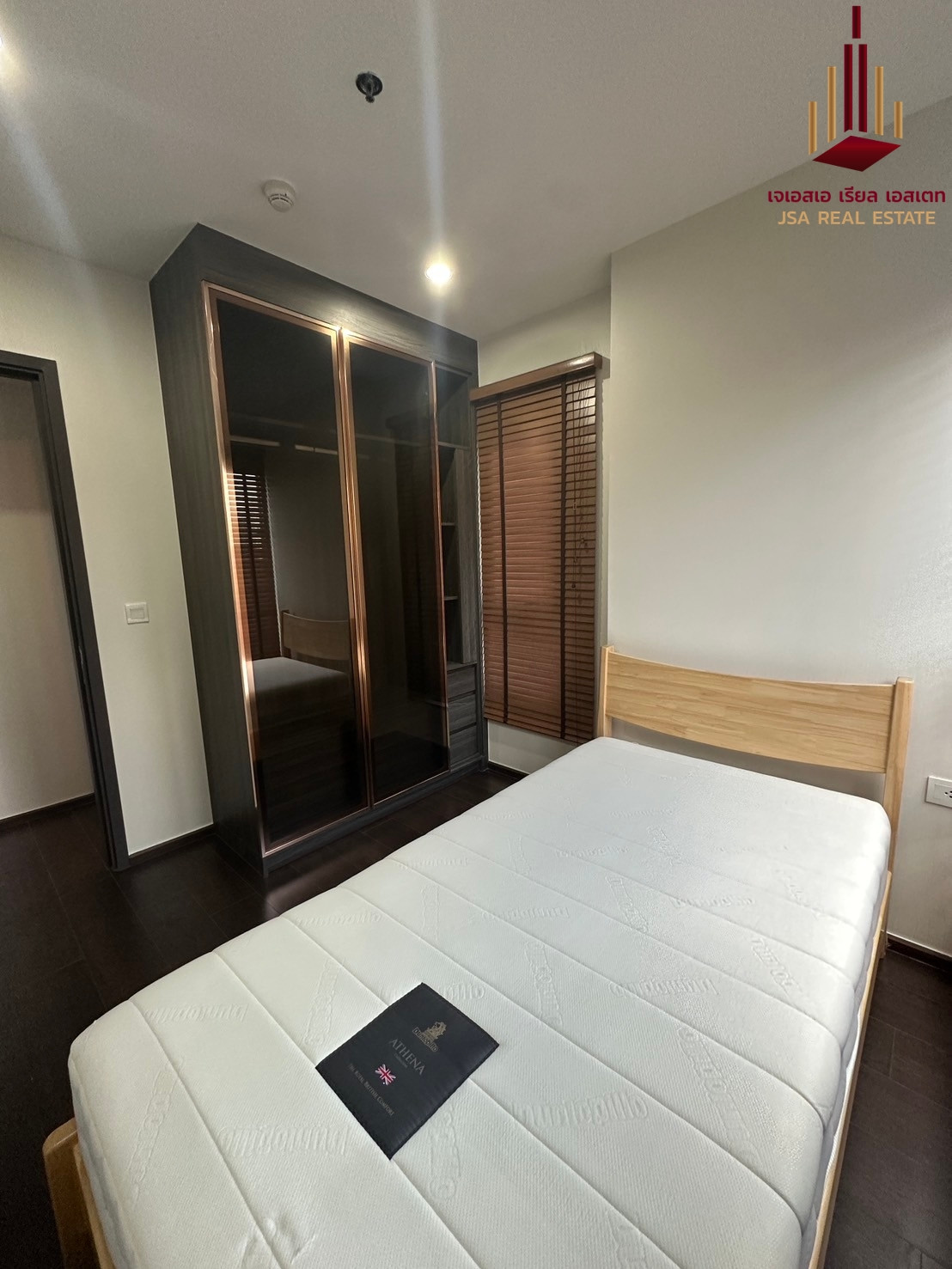 ✨ For Sale: C Ekkamai Condo ✨ 💰 Only  8,890,000 THB 