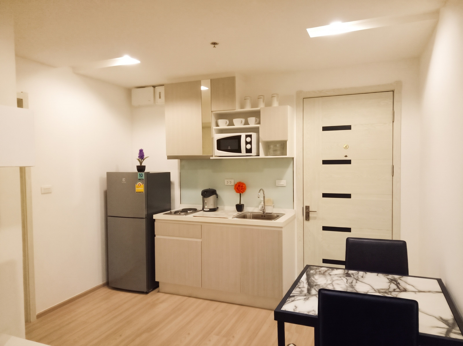 ห้องแต่งสวย วิวสวยบรรยากาศดี ราคาดี!! ⭐Artemis Sukhumvit 77 (อาทีมิส สุขุมวิท 77)