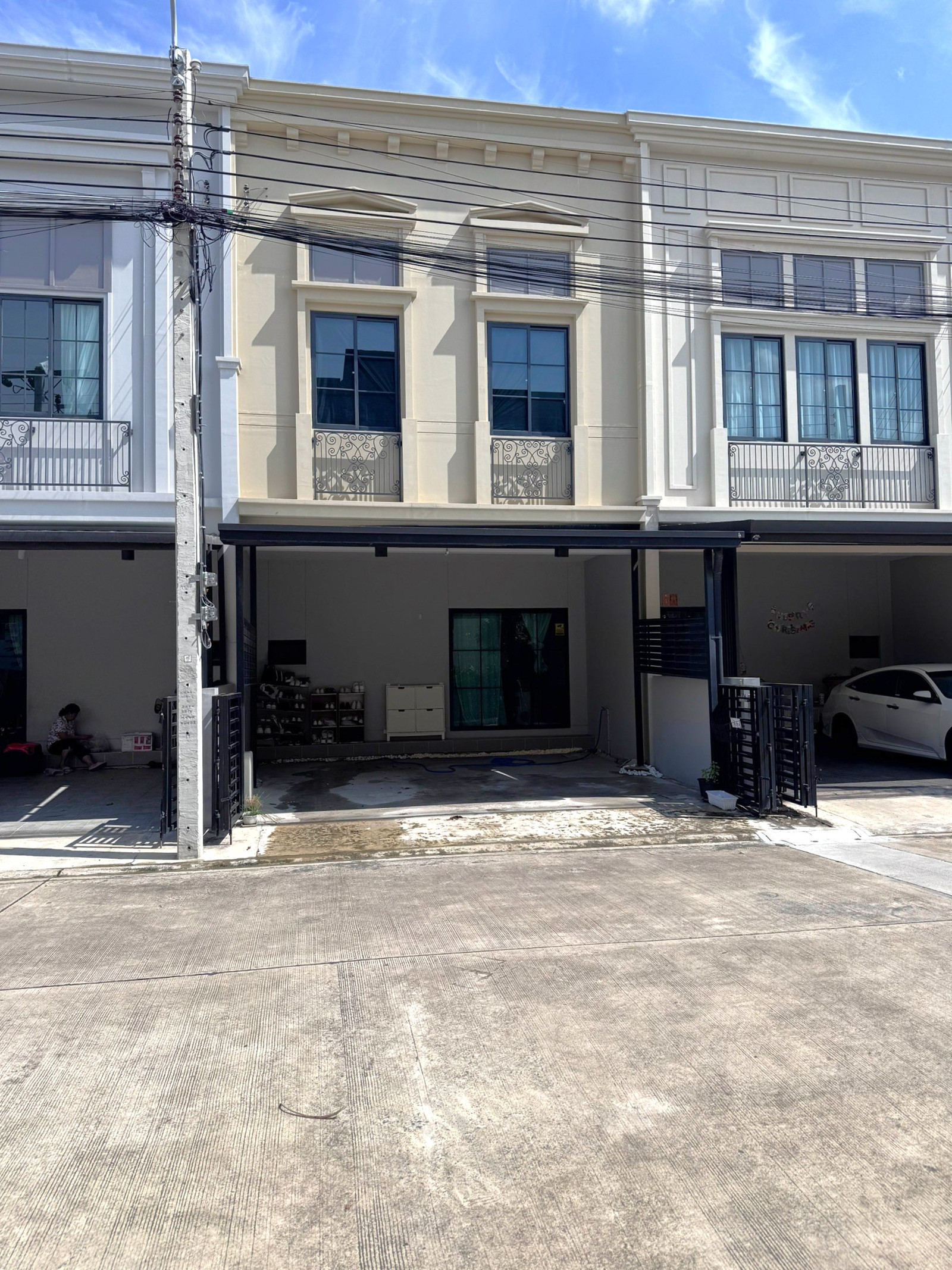 For Sale: 2-Story Townhome – Siri Place Pattanakarn Quality project by Sansiri | Easy access to CBD | Close to Expressways | Flood-Free Zone!