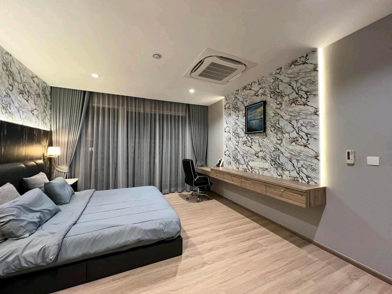 📍 ทำเลกรุงเทพกรีฑา บ้านหรูพื้นที่ใช้สอยขนาดใหญ่กว่า 300 ตร.ม. บนที่ดิน 85 ตร.ว. เฟอร์นิเจอร์ใหม่ครบทั้งหลัง  – รูปที่ 4