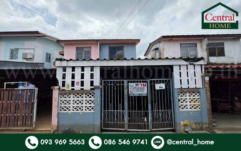 Townhouse, 2 floors, 20 square wah, Kheha Nakhon 2, Soi Lat Krabang 36, very good location, cheap price.