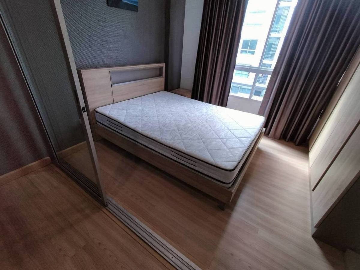 Cheap for rent, The Niche ID Seri Thai, beautifully decorated room, convenient travel, next to the main road, near the BTS.