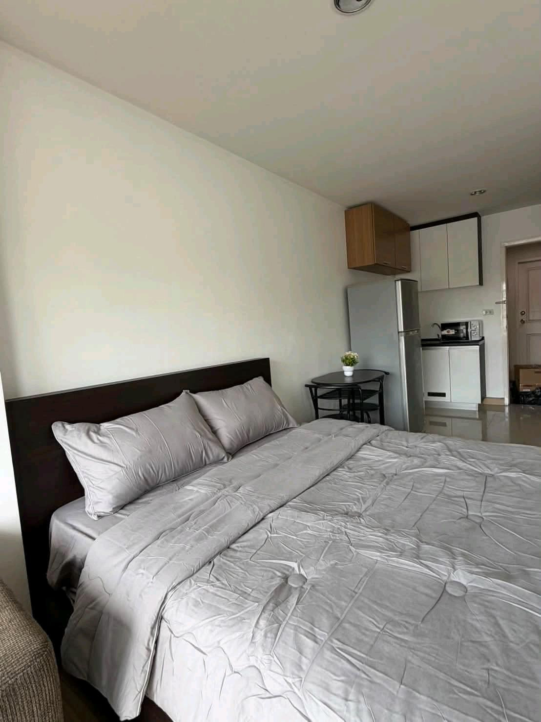✨ Room ready to move in Fully furnished, Seri Thai location, at an affordable price.